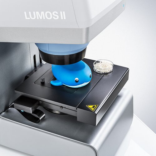 LUMOS-II_polymer_sample_plastic_pellets_detail.jpg
