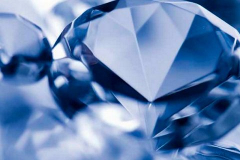 Diamanty a drahokamy