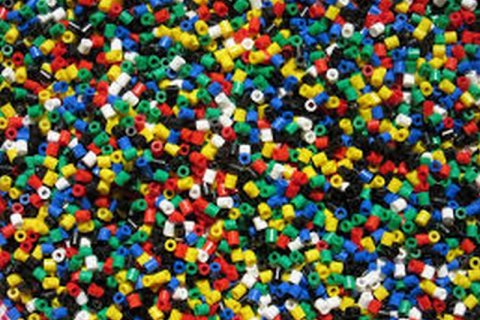 QC a identifikace plastů